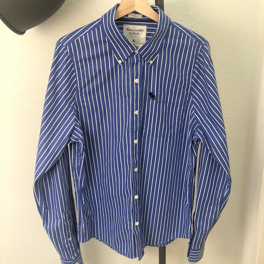 Abercrombie Button Up Oxford blue w/ white stripes XL